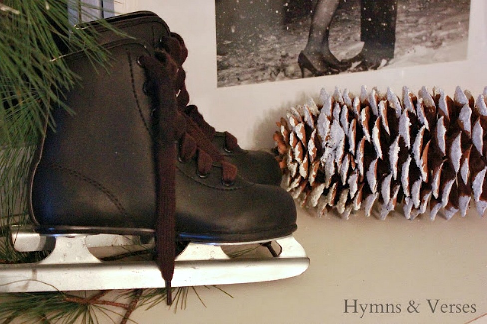 Cozy Winter Home - Vintage Ice Skates