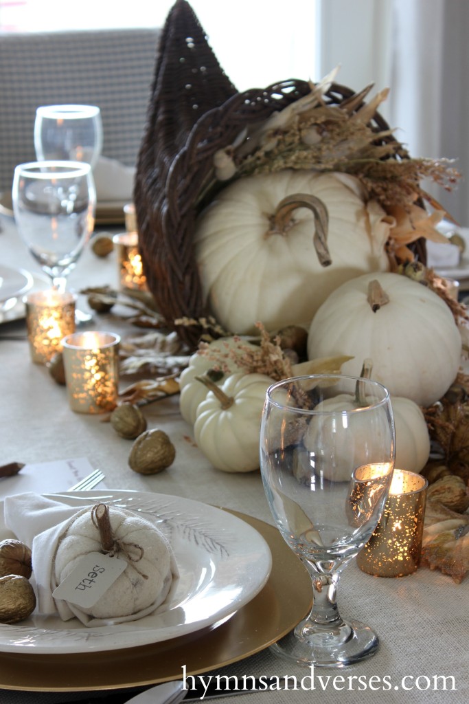 White and Gold Thanksgiving Tablescape