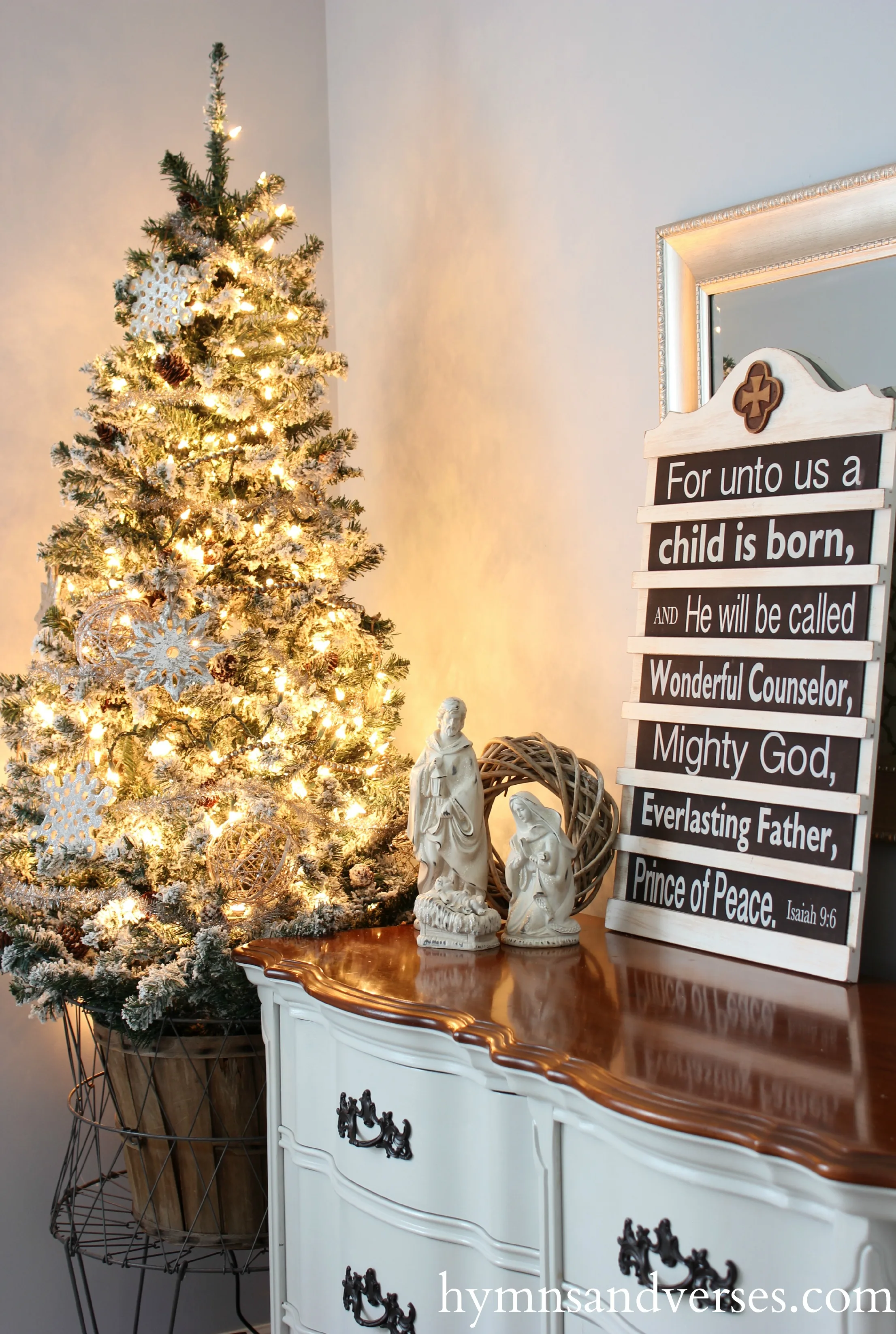 Christmas Tree Vintage Laundry Basket