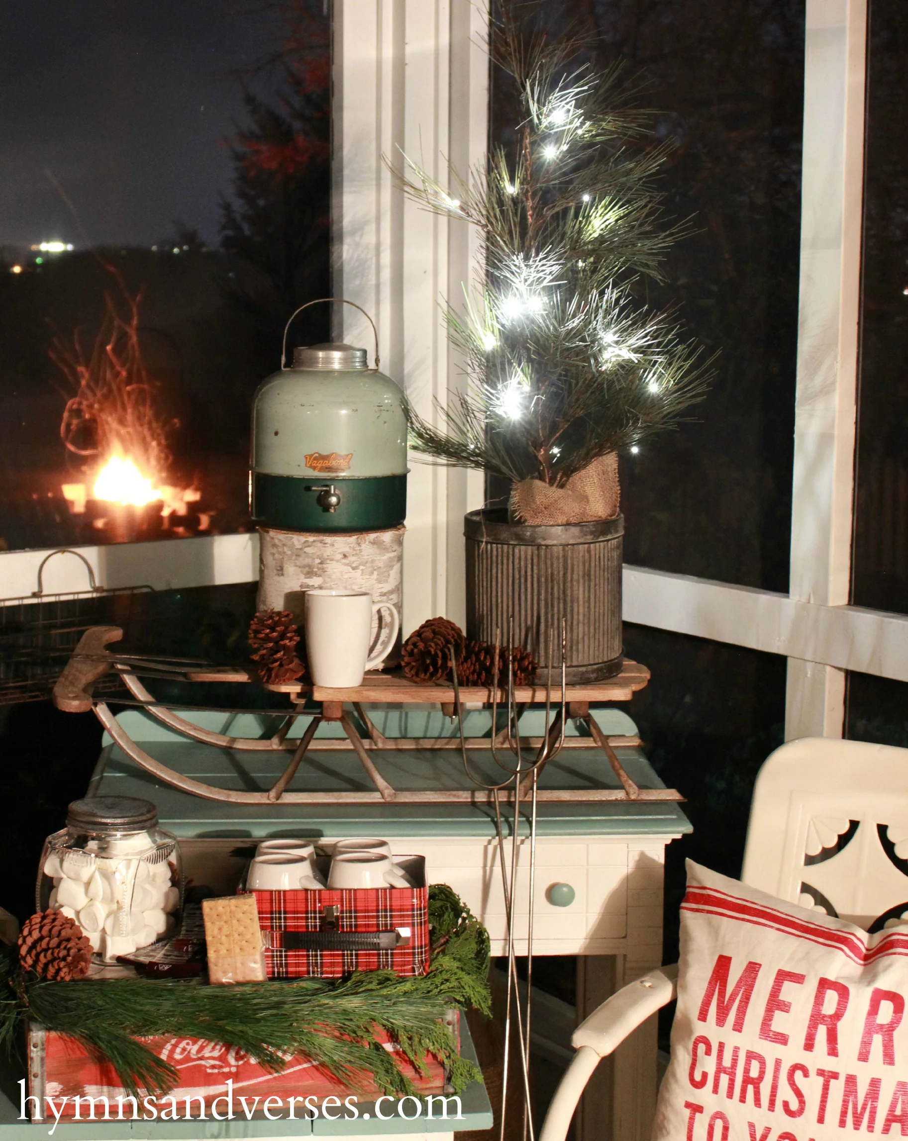 Outdoor Smore Christmas Bar