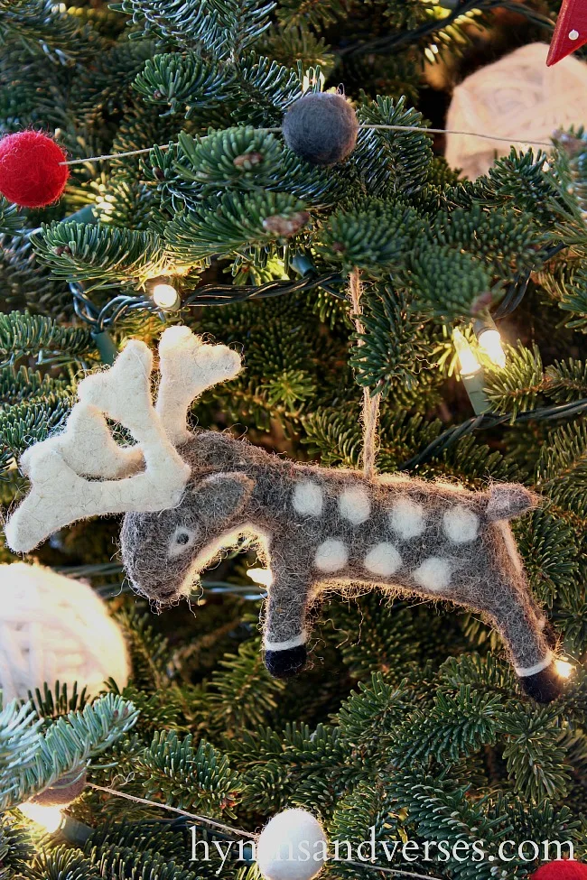 Wool Reindeer Ornaments - Christmas Living Room