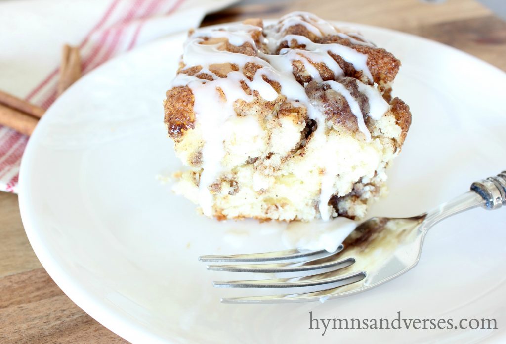 Cinnamon Roll Cake