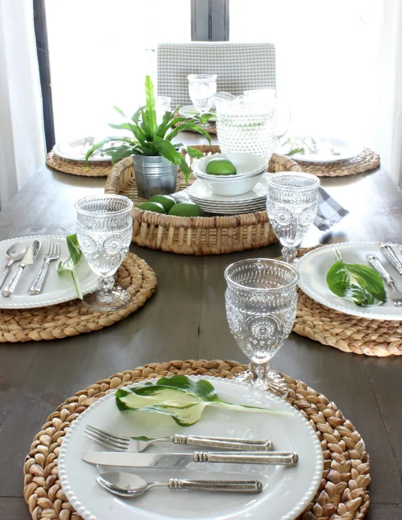 2017 Summer Home Tablescape