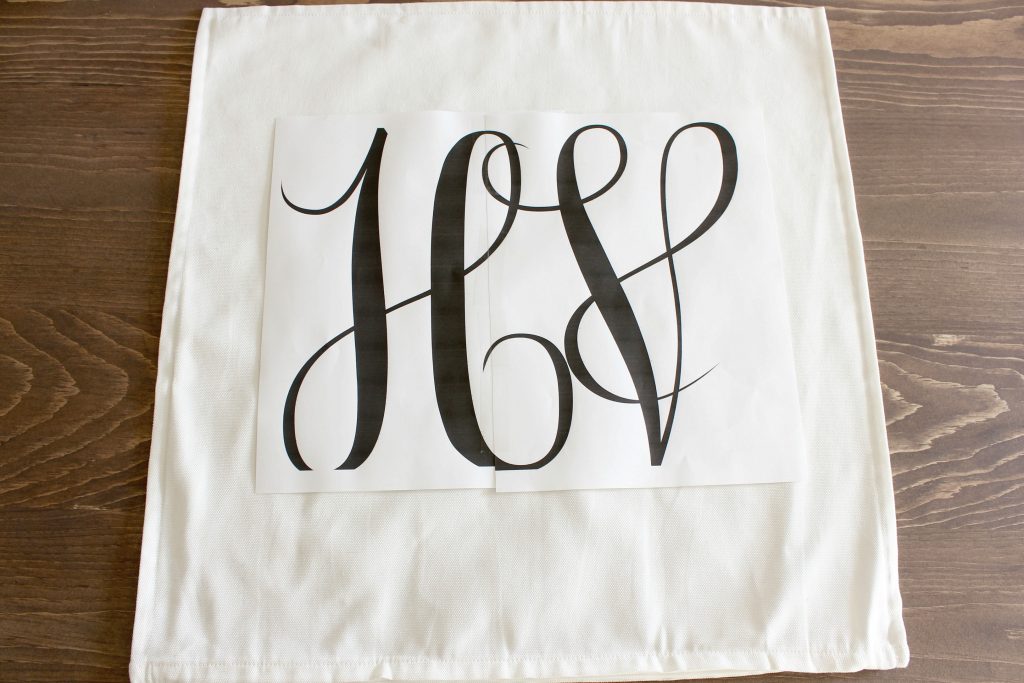 Custom Monogram Pillow Covers (Marine Vinyl Tips & Tricks) - Positively  Splendid {Crafts, Sewing, Recipes and Home Decor}