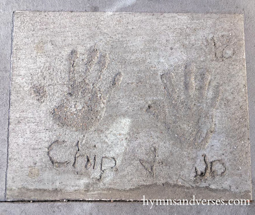 Magnolia Table - Chip and Jo's Handprints