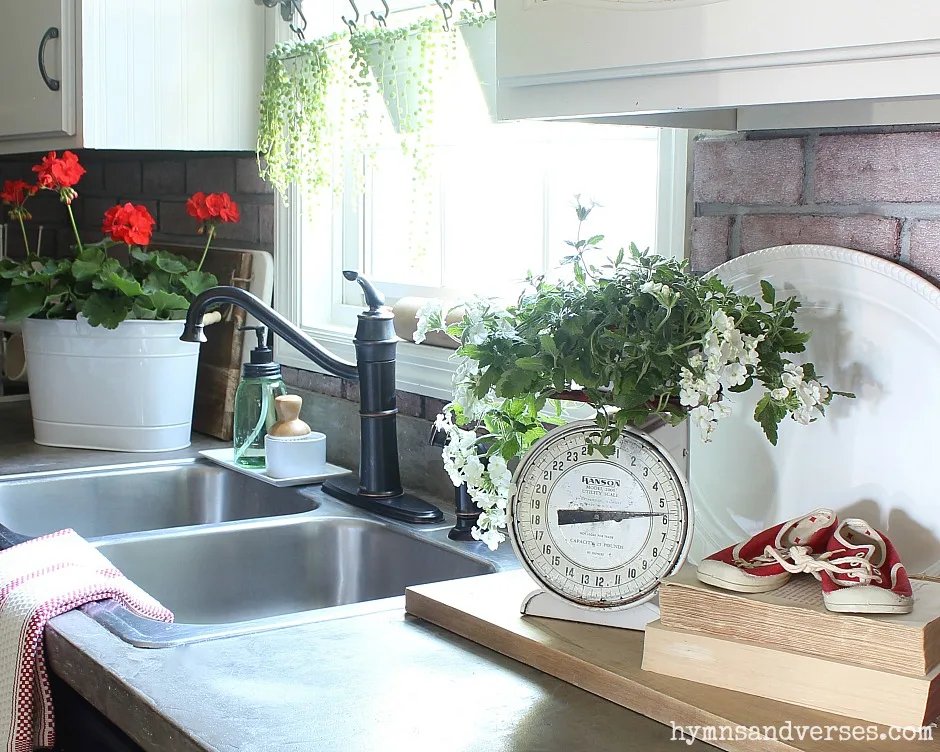 Vintage Style Kitchen Counters