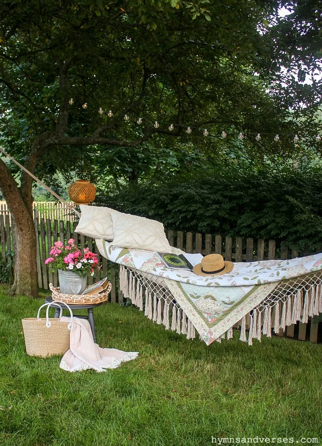 Back Yard Hammock with Fringe