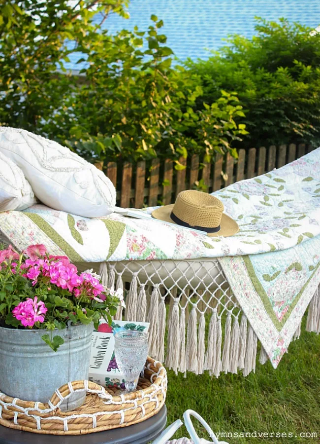 Summer Hammock with Fringe