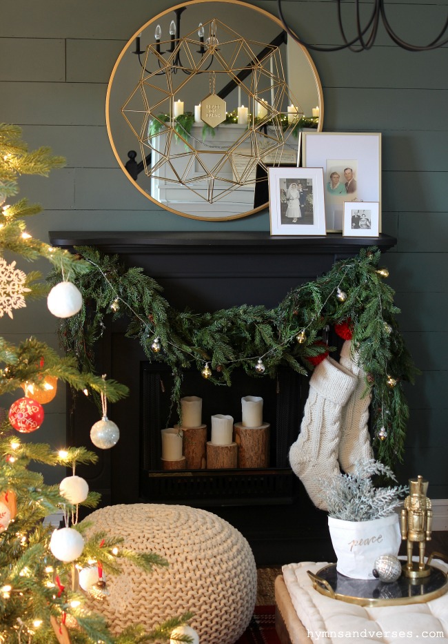 Christmas Mantel - Hymns and Verses