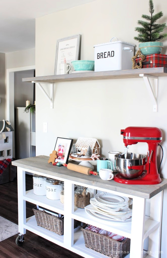 Christmas Kitchen Cart and Shelf - Hymns and Verses