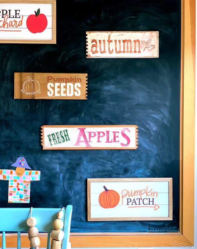 DIY Fall Signs - RemodelaCasa