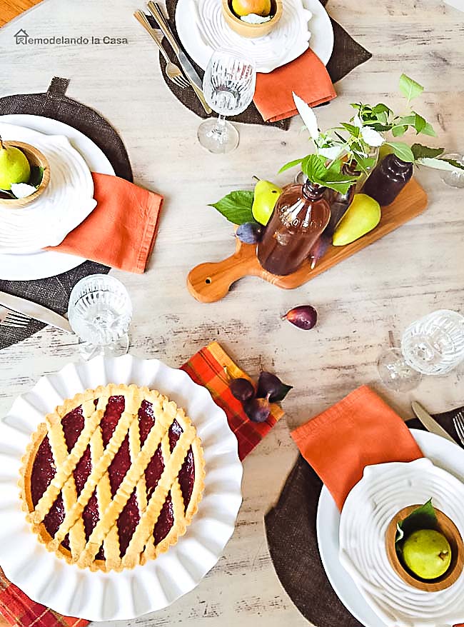 Tips for Setting a Thanksgiving Table - RemodelaCasa