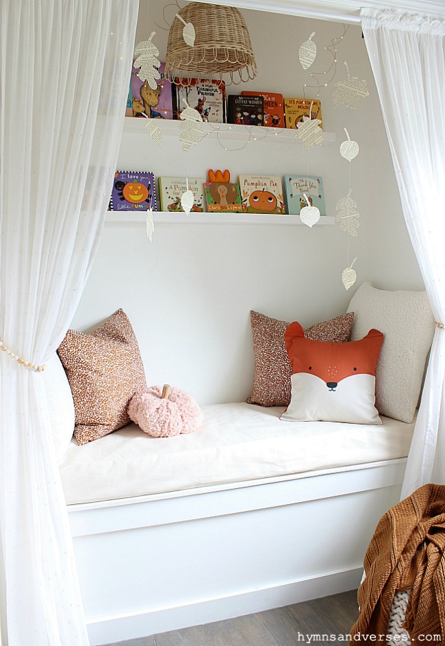 Nursery Reading Nook for Fall