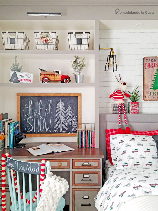 Christmas Boy Room - RemodelaCasa