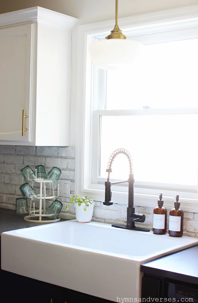 White fireclay farmhouse sink