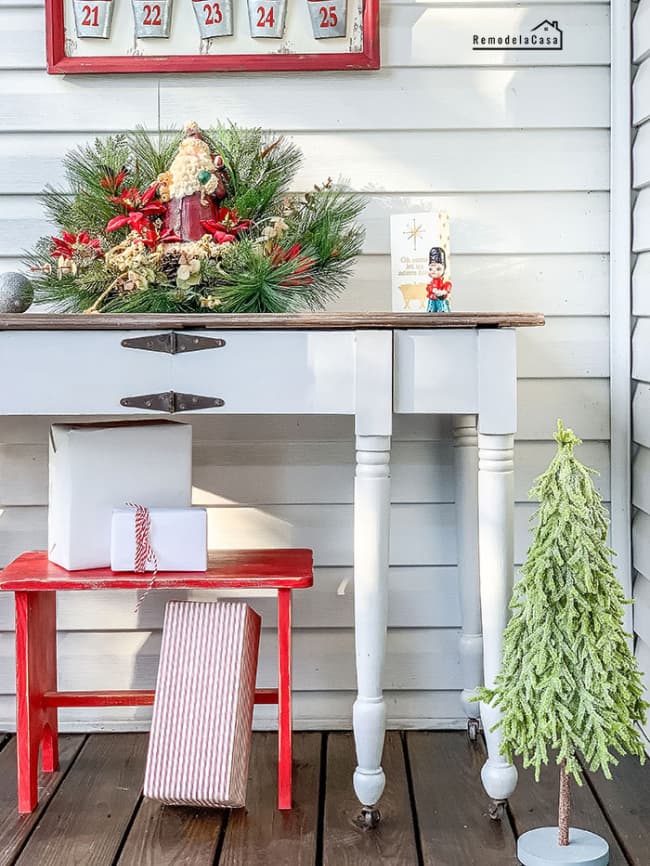 Lavender Outdoor Summer Table Setting - So Much Better With Age