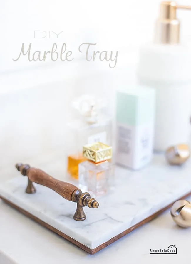 DIY Marble Tray - RemodelaCasa